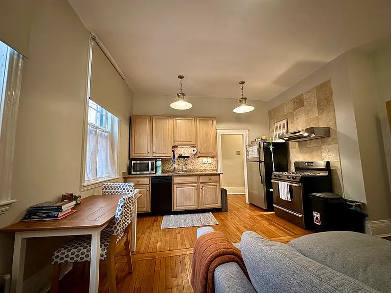 68 Phillips St #1 — Photo 7