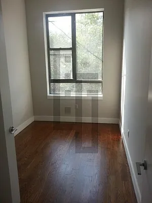 Rented by Loom Group | media 53