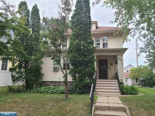 2121 4th Ave E, Hibbing, MN 55746