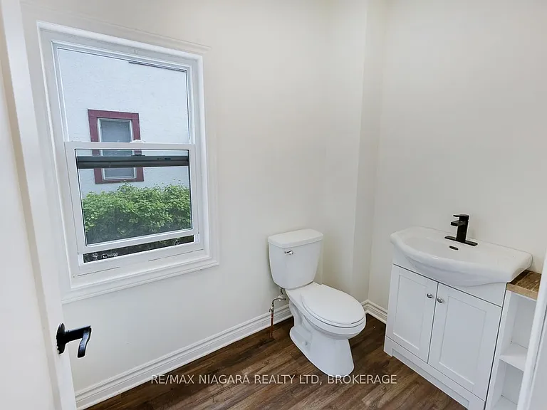 20 Randolph St — Photo 16