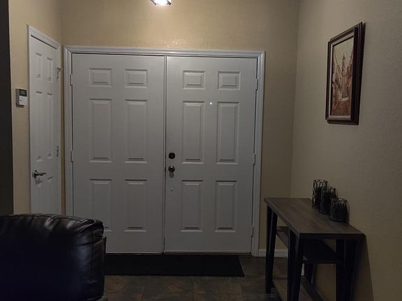 4th image of 5881 Driftwood Dr