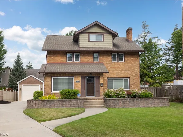 3530 Rocky River Dr, Cleveland, OH 44111