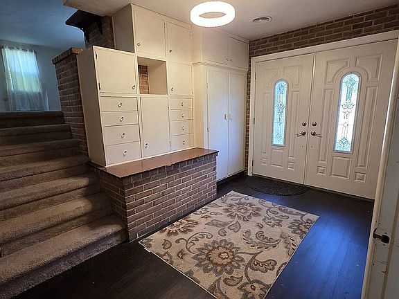 Formal entry, built in stora