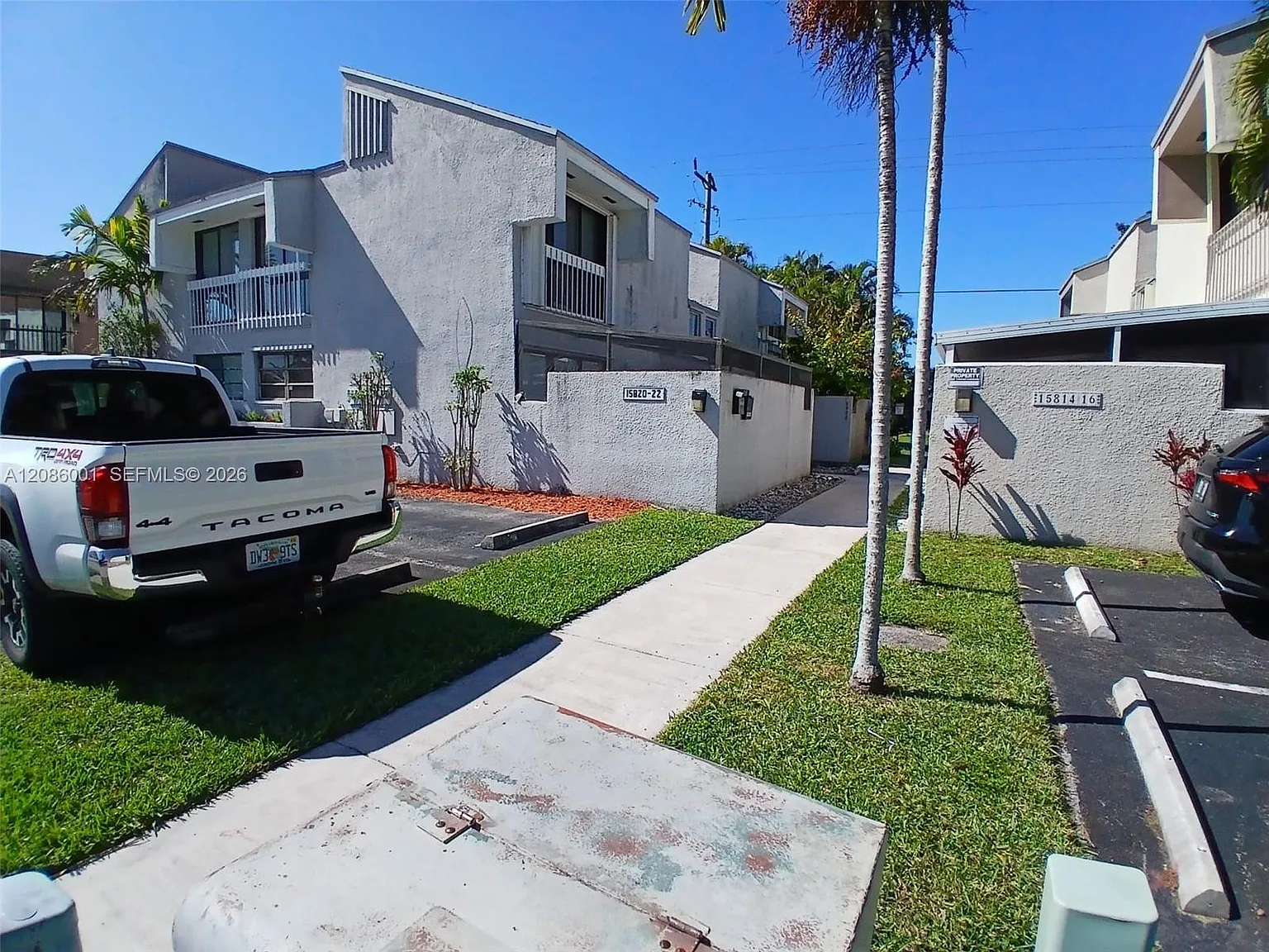 Pinebrooke Condo N — Photo 2
