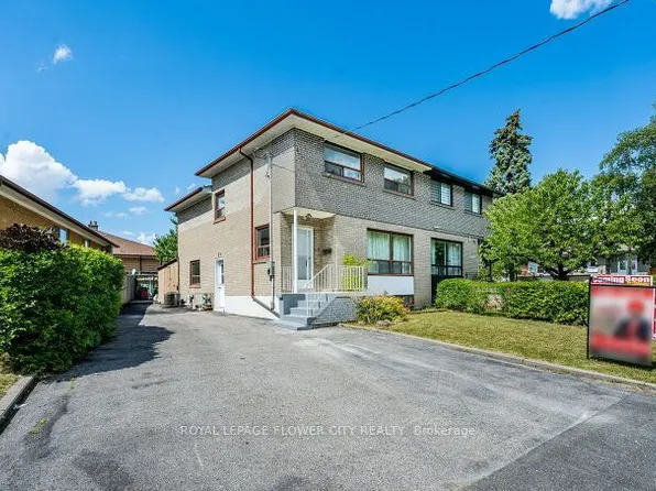 3 Clayhall Cres, Toronto, ON M3J 1W5