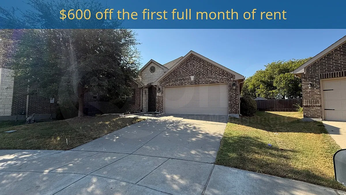3 bed, 2.0 bath, 2038 sqft, $2,275 — Photo 1