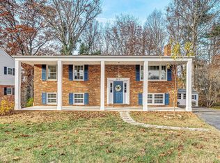 915 Halifax Cir, Vinton, VA 24179