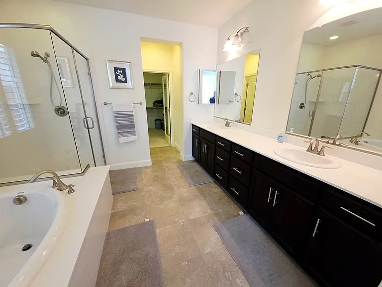 2488 Remy Cantos Dr — Photo 36