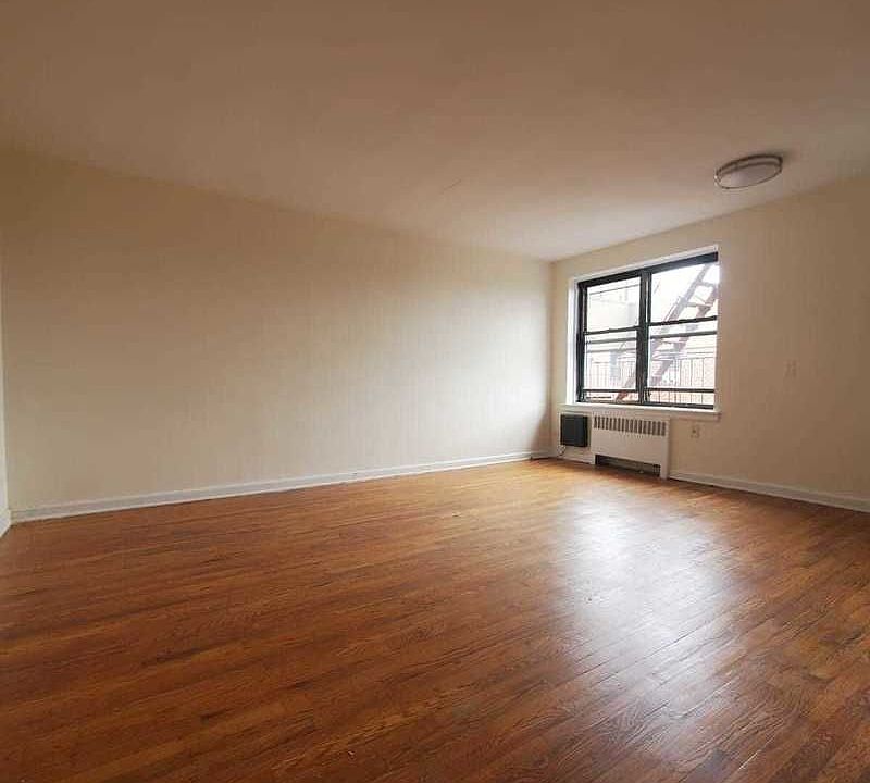 1st image of 2705 Kings Hwy #6J