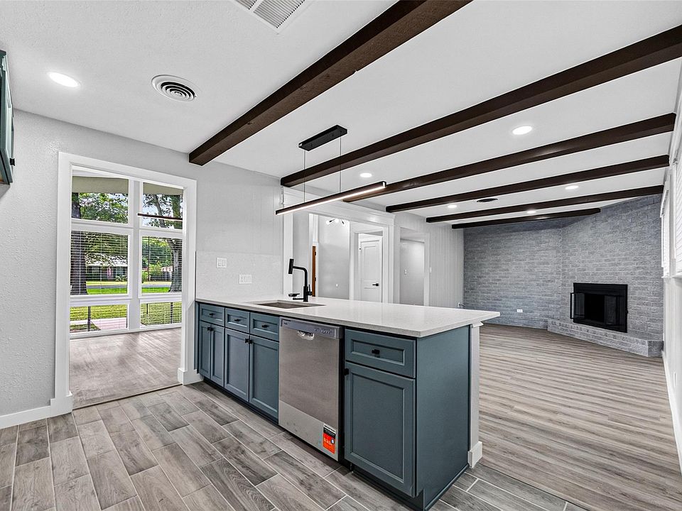 1st image of 11619 Possum Hollow Ln