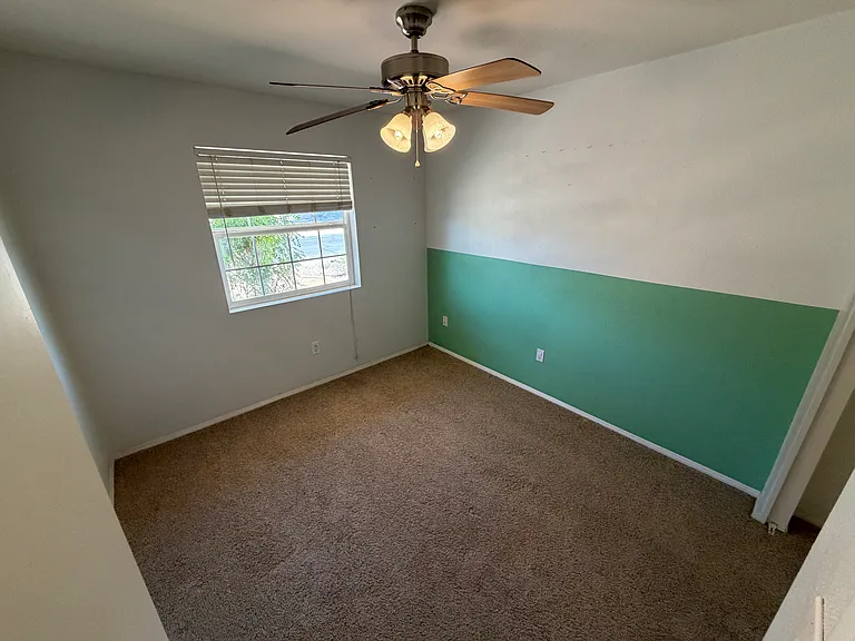 431 E Juanita Ave — Photo 12