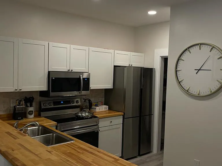 207 Ann Cir #6 — Photo 12