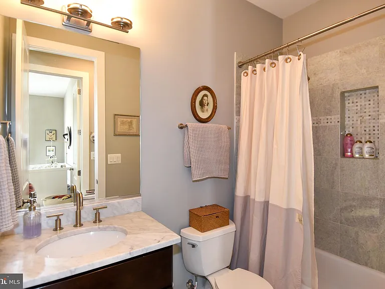 1528 Spring Pl NW — Photo 34