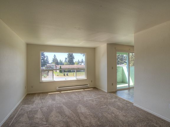 2nd image of 227 170th St E