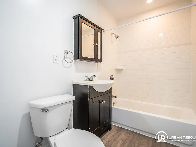 260 Navarre Ave #9 — Photo 13