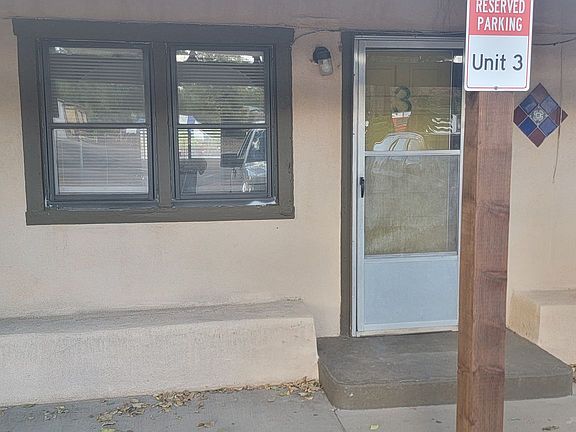 2nd image of 835 Bridge St APT 3