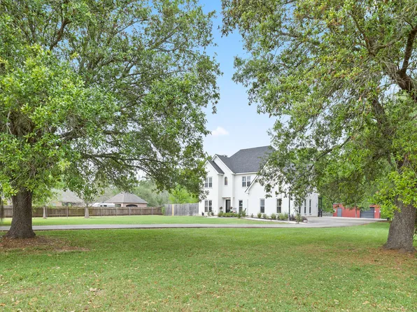 2085 Main Hwy, Arnaudville, LA 70512