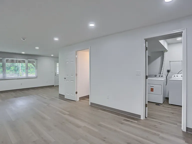 124 Kathleen Dr #3 — Photo 23