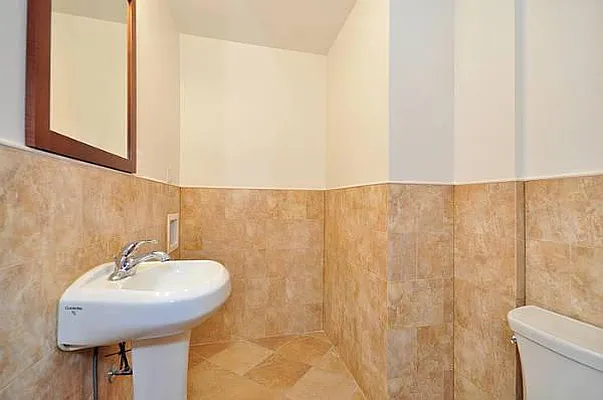 Rented by Astoria NY Condos | media 48