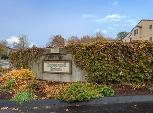 185 Manville Hill Rd APT 412, Cumberland, RI 02864