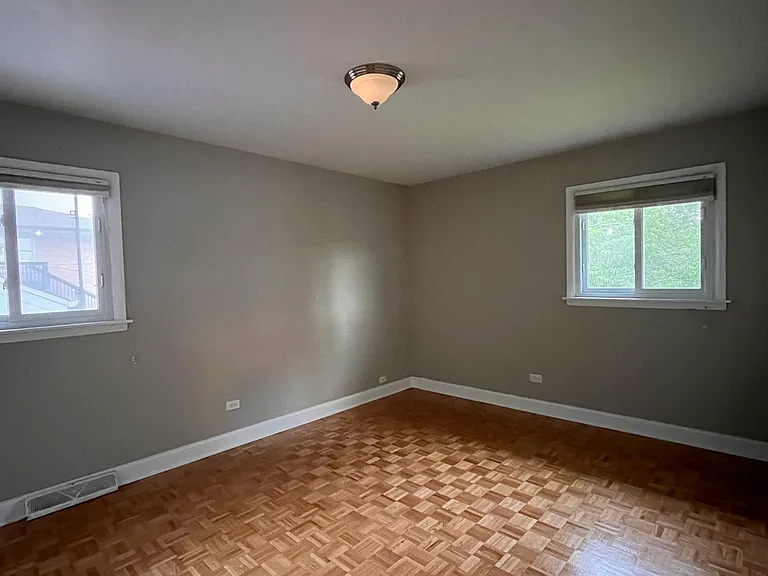 9523 S Kostner Ave — Photo 9