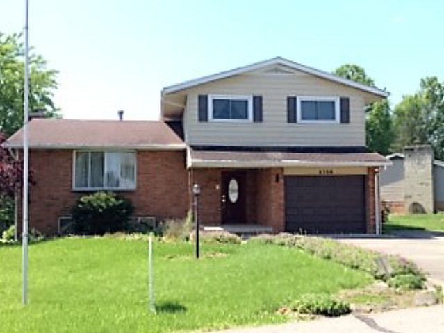 1st image of 2758 Fairlane Dr