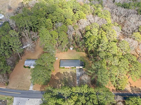 5th image of 1529 Wax Rd SE