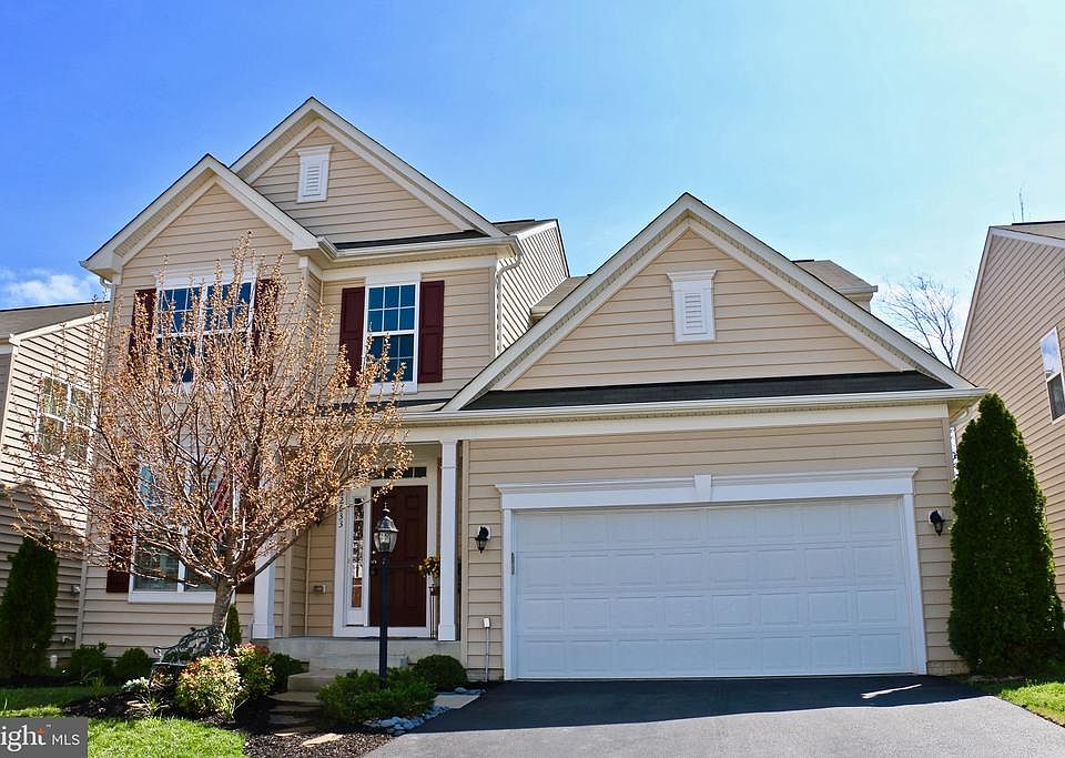 1st image of 12633 Stone Lined Cir