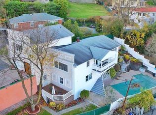 3 Wilson Ter, Staten Island, NY 10304