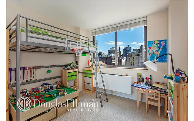 Rented by Douglas Elliman | media 40