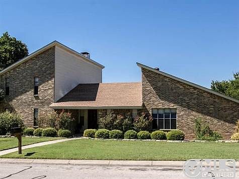 1st image of 8336 Crosswind Dr