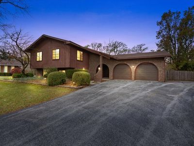 1430 Holland Pl, Downers Grove, IL, 60515