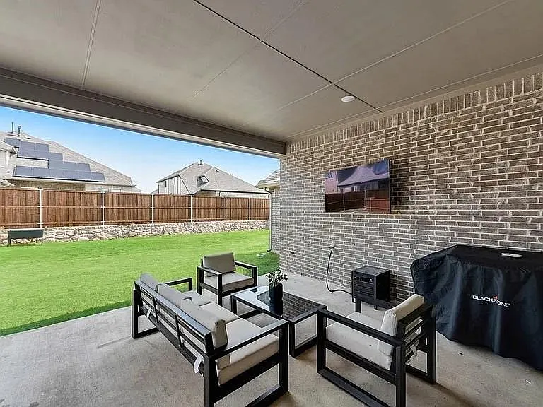 17013 Eastbrook Dr — Photo 21