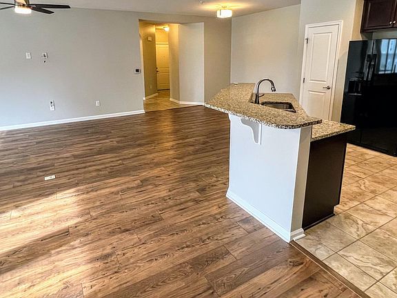 Transition - Living area to Kitchen