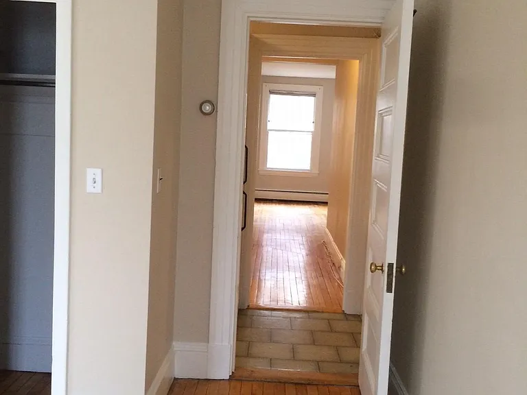 6A Arlington St — Photo 9