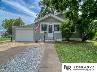 8109 Q St, Ralston, NE 68127