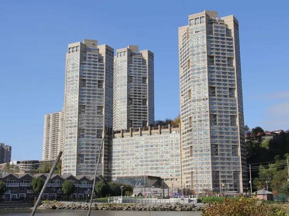 7000 Blvd East image 8 of 11