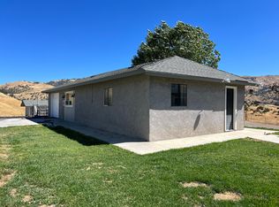 20102 Pine Ridge Dr #A, Tehachapi, CA 93561