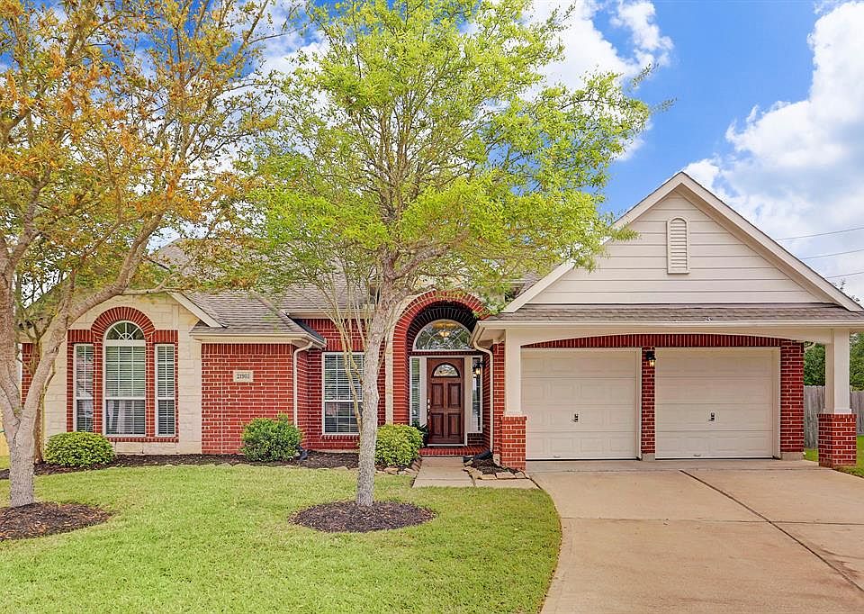 1st image of 21903 Canyonwood Park Ln