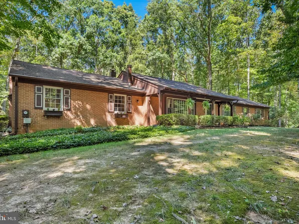 7408 Maple Branch Rd, Clifton, VA 20124