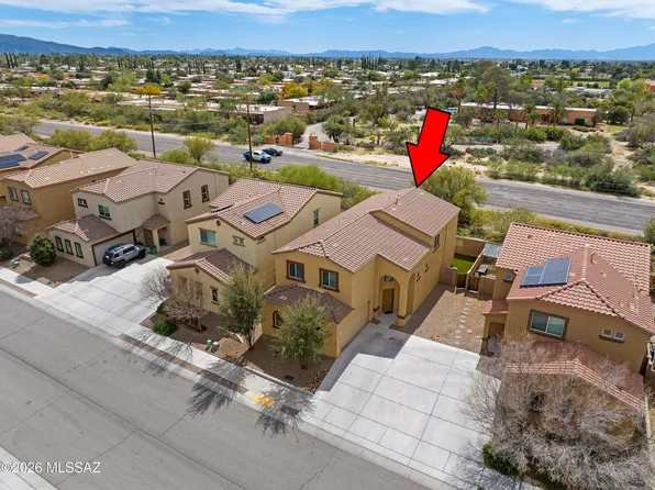 8878 E Abrams Loop, Tucson, AZ 85710