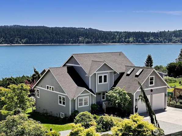 1412 Castlewood Court, Freeland, WA 98249