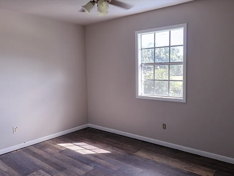 201 Al Pearson Dr #B — Photo 10