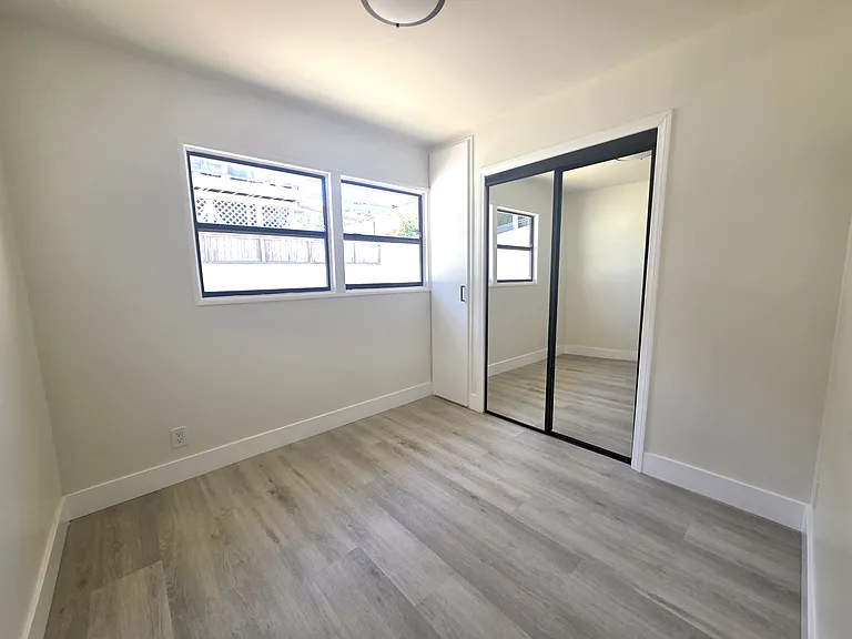 25602 January Dr — Photo 5