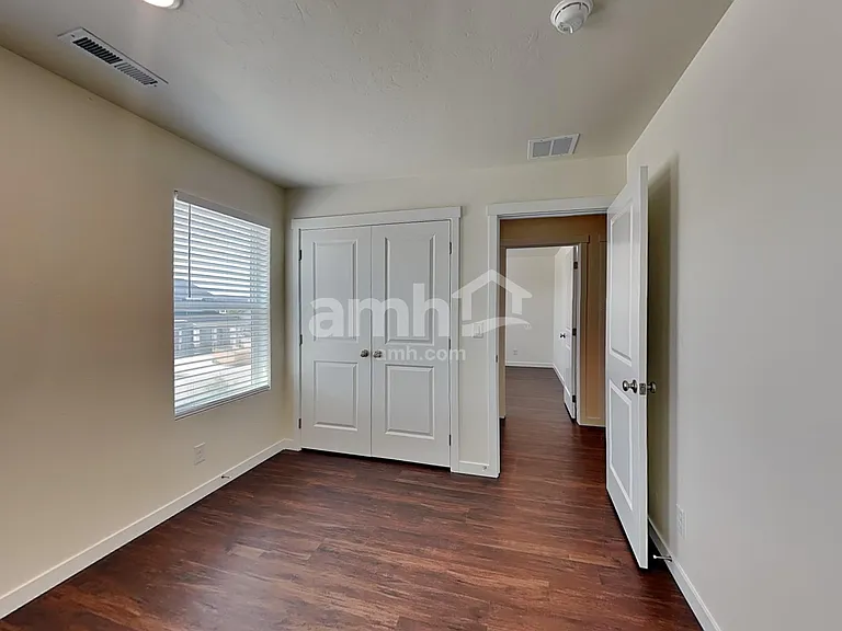 9412 W Shumard St — Photo 16