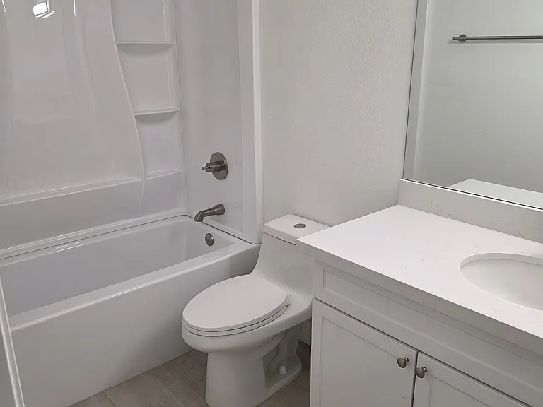 2943 E Beck Ln #4 — Photo 24