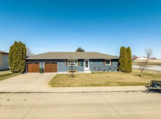707 E 7th St, Lexington, NE 68850