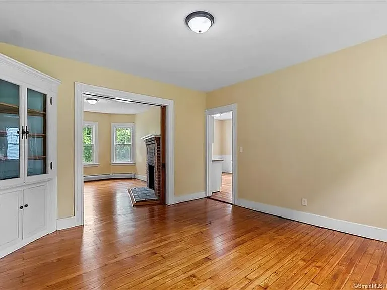 40 Wintergreen Ave — Photo 12
