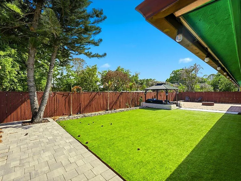 1326 SW Bartell Ave — Photo 57
