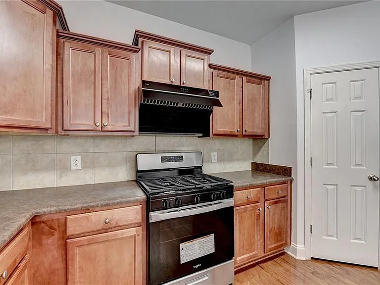 2104 Nelms Pointe Lndg — Photo 11